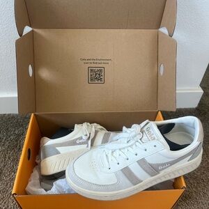 Gola Classic Women’s Grand Slam Quadrant Sneakers